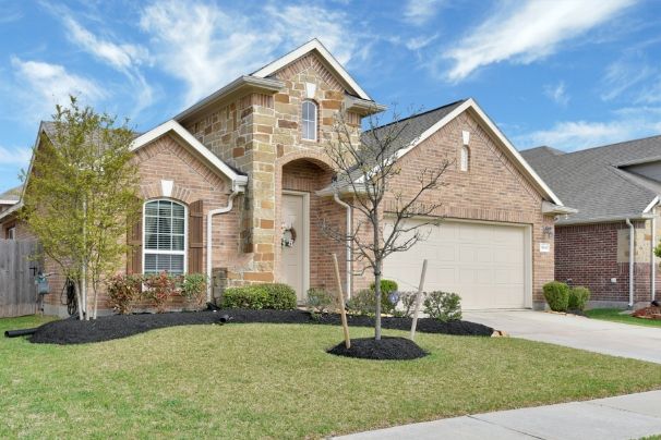 https://LucretiaR.NewConstructionHomesForYou.com